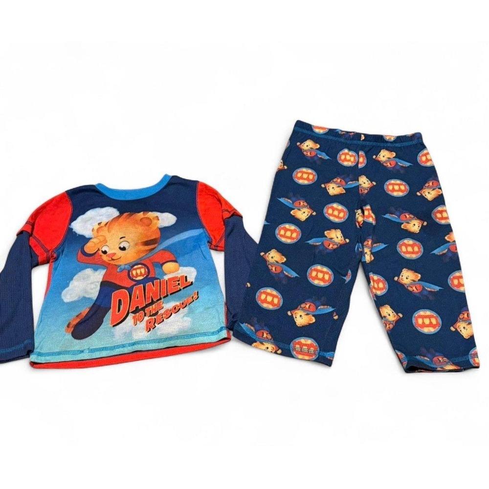 Daniel Tiger's Neighborhood Boys 3T Pajama Set Superhero PBS Kids Pajamas